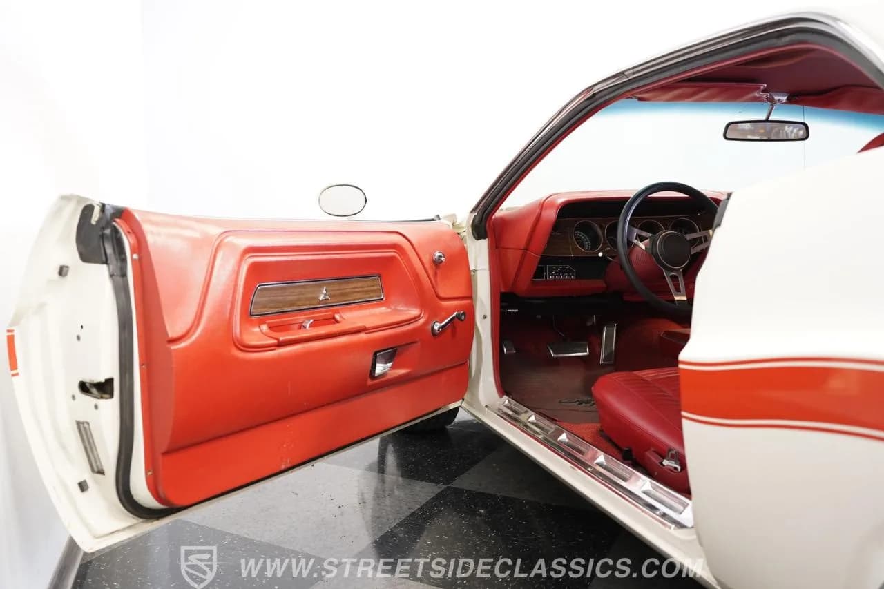 1970 Dodge Challenger RT 440 Six Pack Tribute - Thumbnail 7