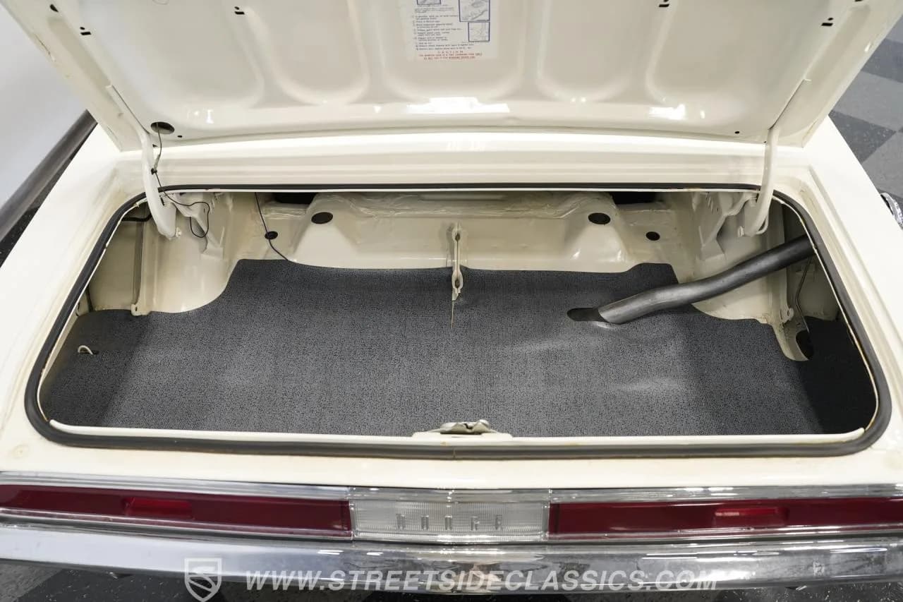 1970 Dodge Challenger RT 440 Six Pack Tribute - Image 30