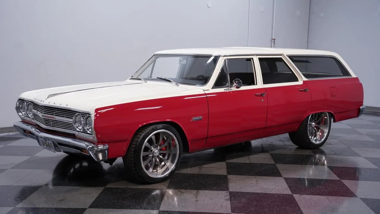 1965 Chevrolet Malibu Wagon LS3 Pro Touring - Thumbnail 6