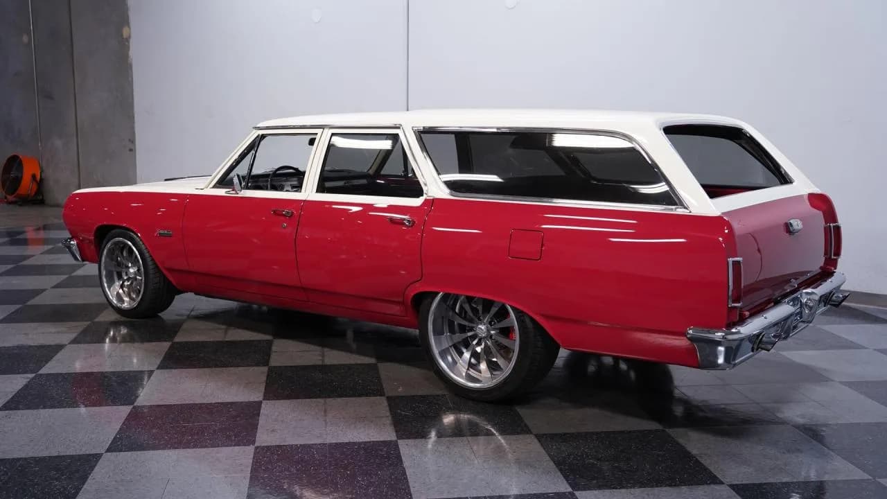1965 Chevrolet Malibu Wagon LS3 Pro Touring - Thumbnail 7