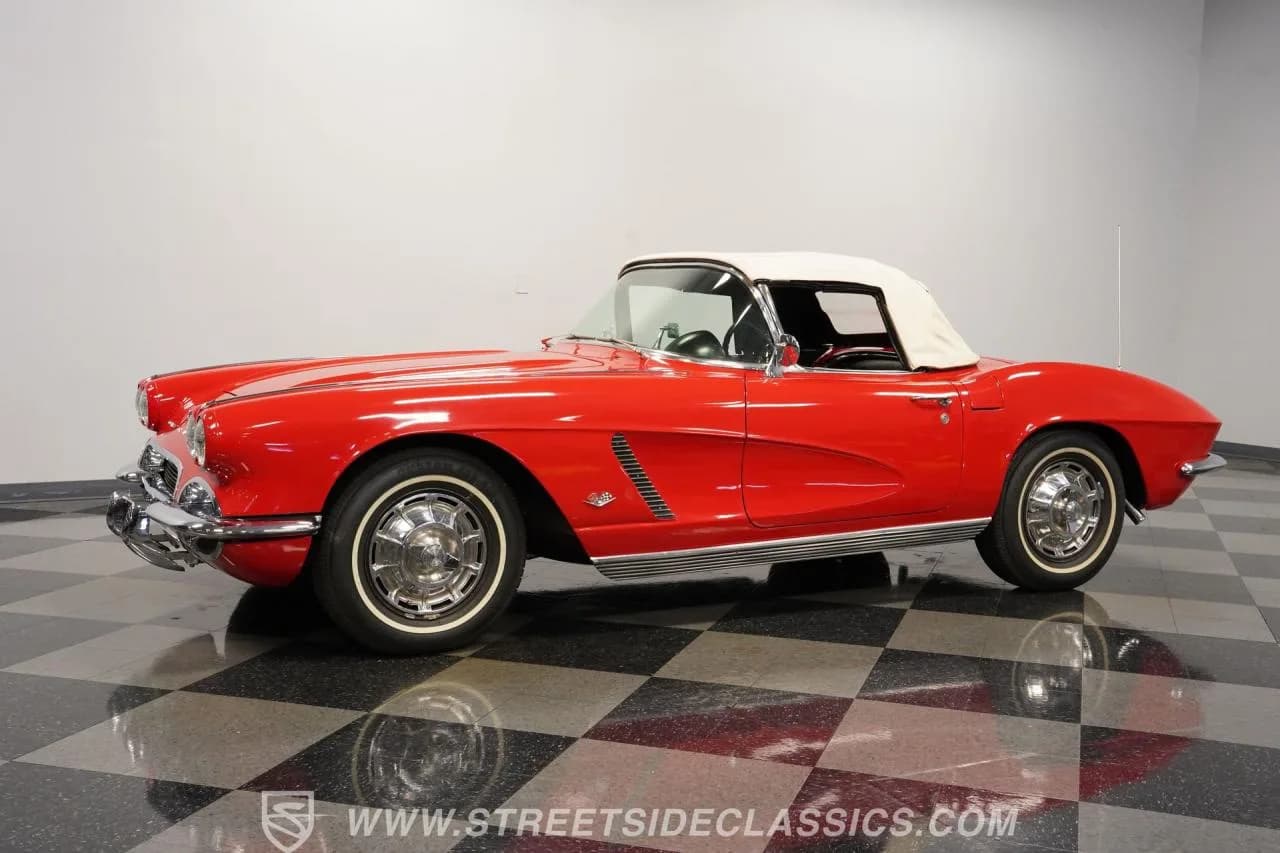 1962 Chevrolet Corvette Convertible - Thumbnail 6