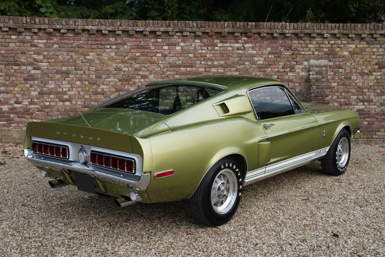 1968 Ford Mustang Shelby GT350 Fastback - Thumbnail 2