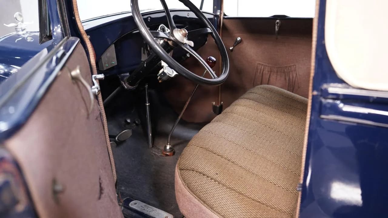 1929 Ford Model A Sport Coupe Rumble Seat - Thumbnail 4