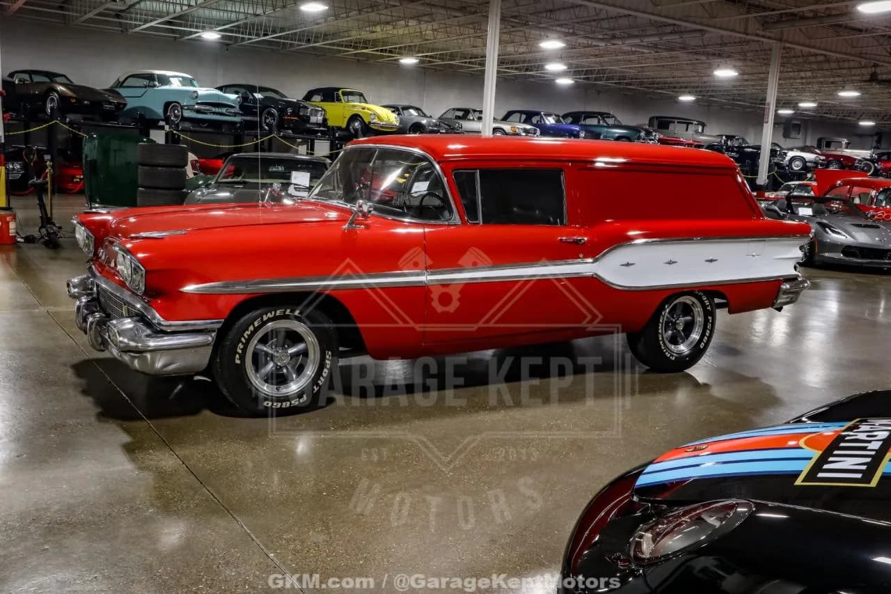 1958 Pontiac Pathfinder - Thumbnail 4