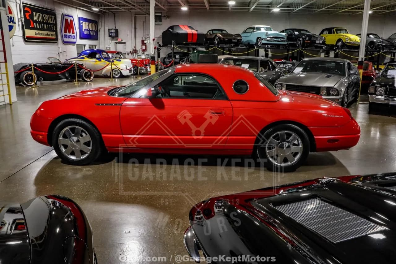 2002 Ford Thunderbird - Thumbnail 4