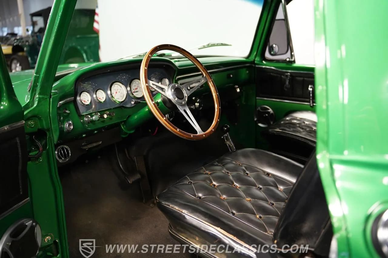 1965 Ford F-100 - Thumbnail 4