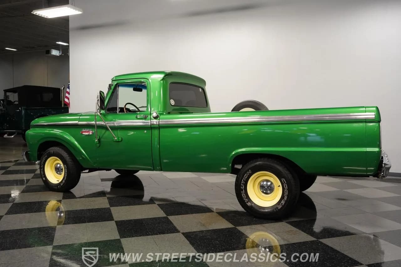1965 Ford F-100 - Thumbnail 8