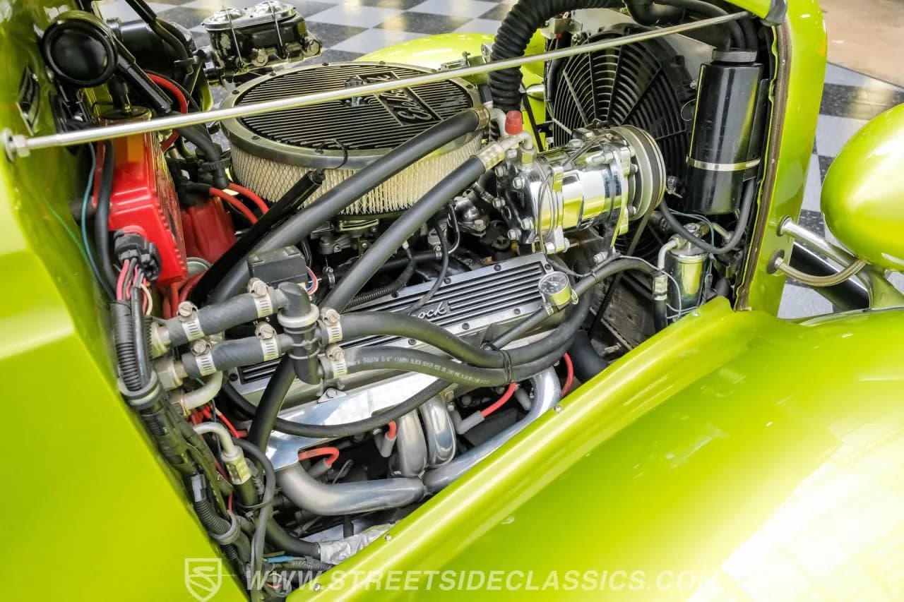 1934 Chevrolet 5 Window  Coupe Restomod - Thumbnail 3