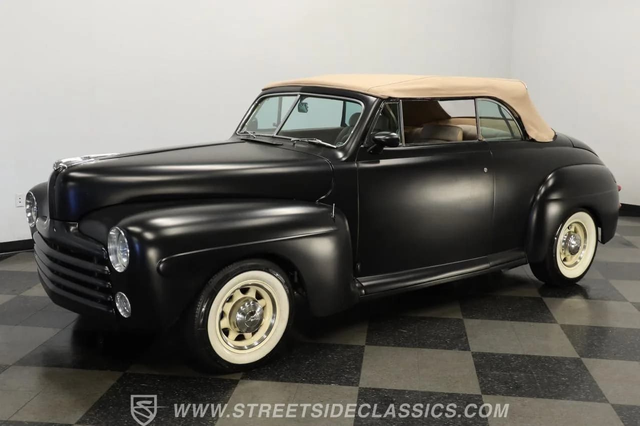 1946 Ford Deluxe Convertible - Thumbnail 5