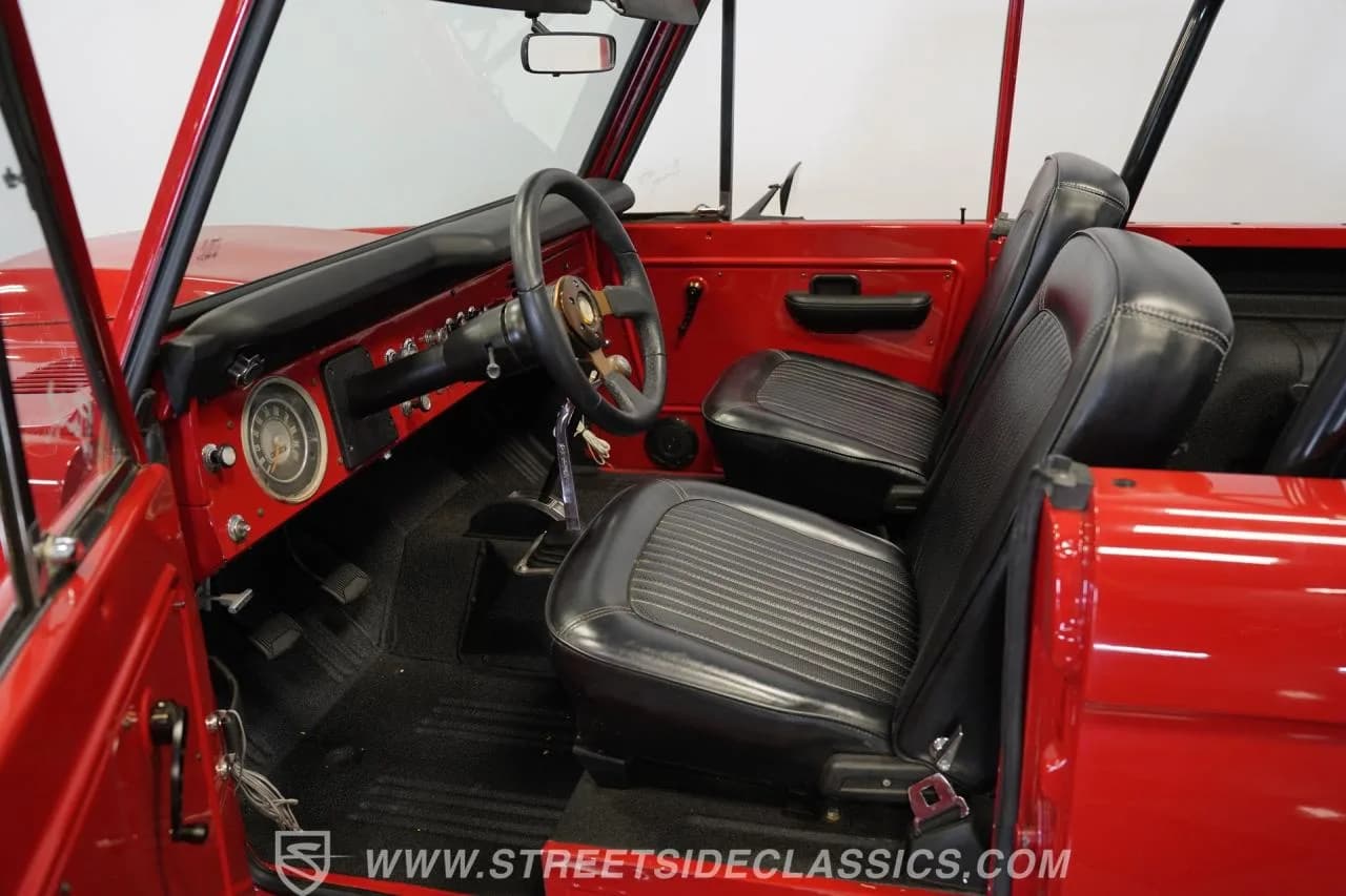 1968 Ford Bronco - Thumbnail 3
