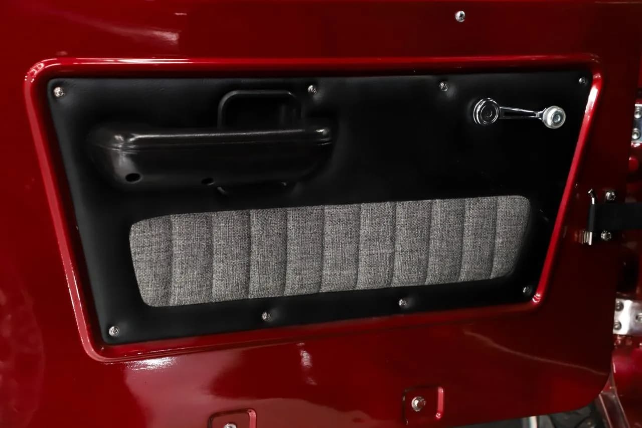 1975 Ford Bronco - Thumbnail 8