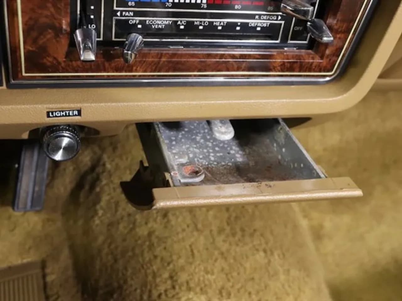 1978 Lincoln Town Car - Thumbnail 4