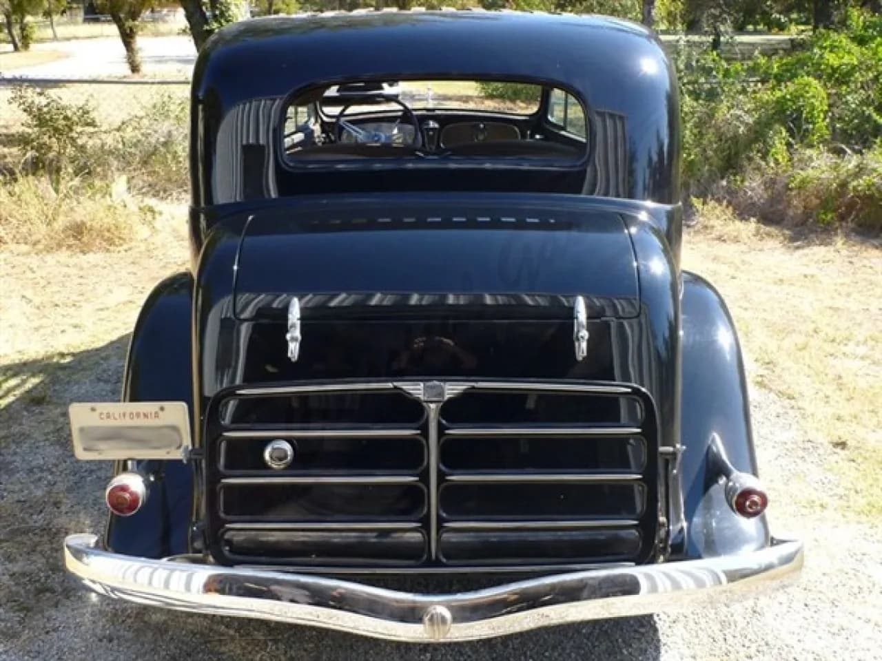 1935 Buick Series 90 Sedan - Thumbnail 4