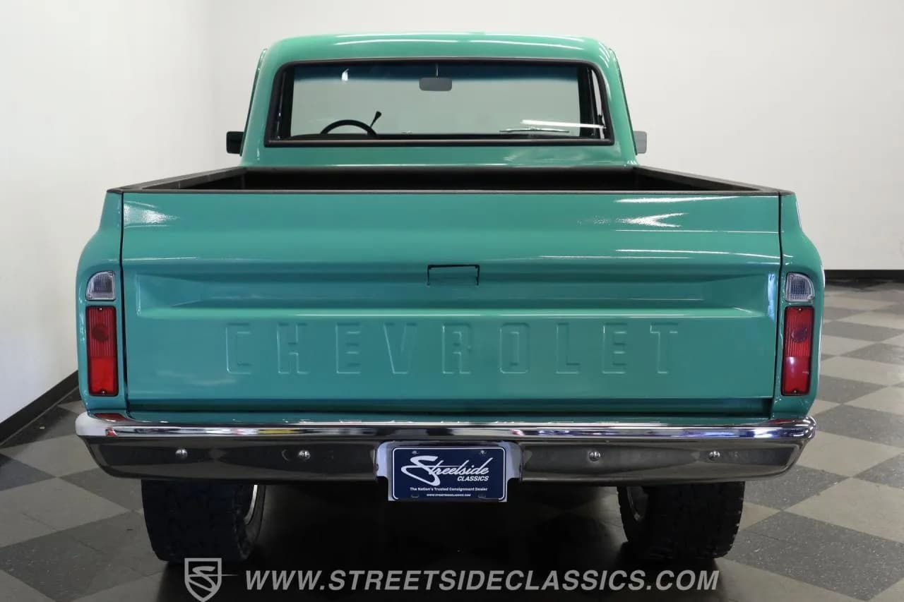1971 Chevrolet K10 4x4 - Thumbnail 8
