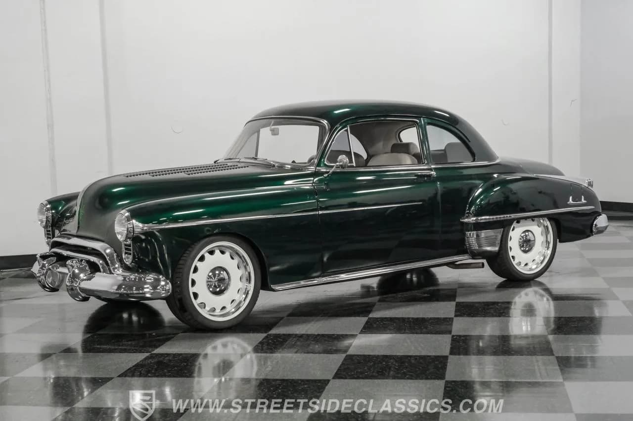 1950 Oldsmobile 88 - Thumbnail 5