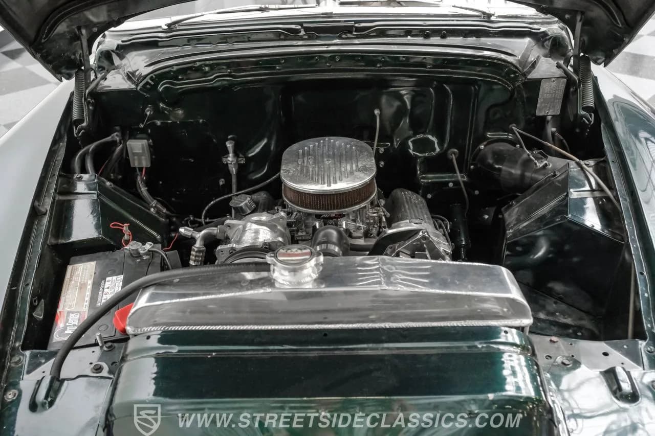1950 Oldsmobile 88 - Thumbnail 3