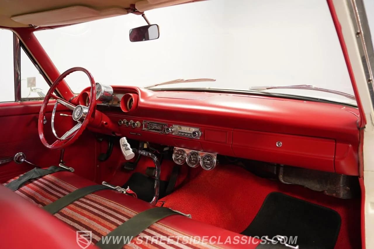 1963 Ford 300 - Thumbnail 8