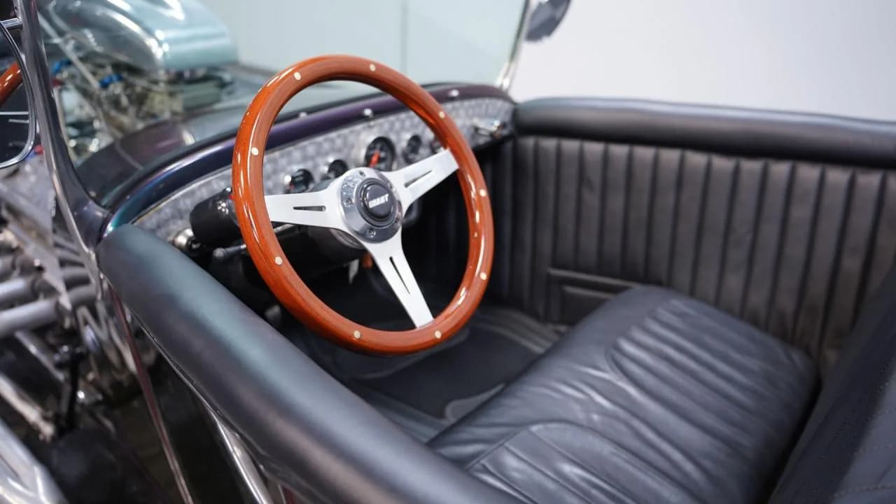 1927 Ford Model T Dove Tail Roadster - Thumbnail 4