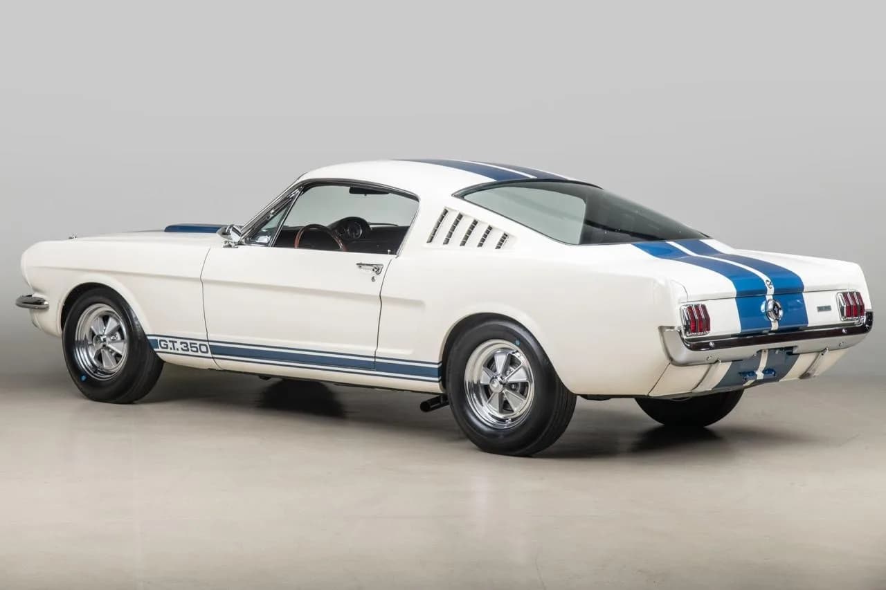 1965 Shelby Mustang GT 350 - Thumbnail 4