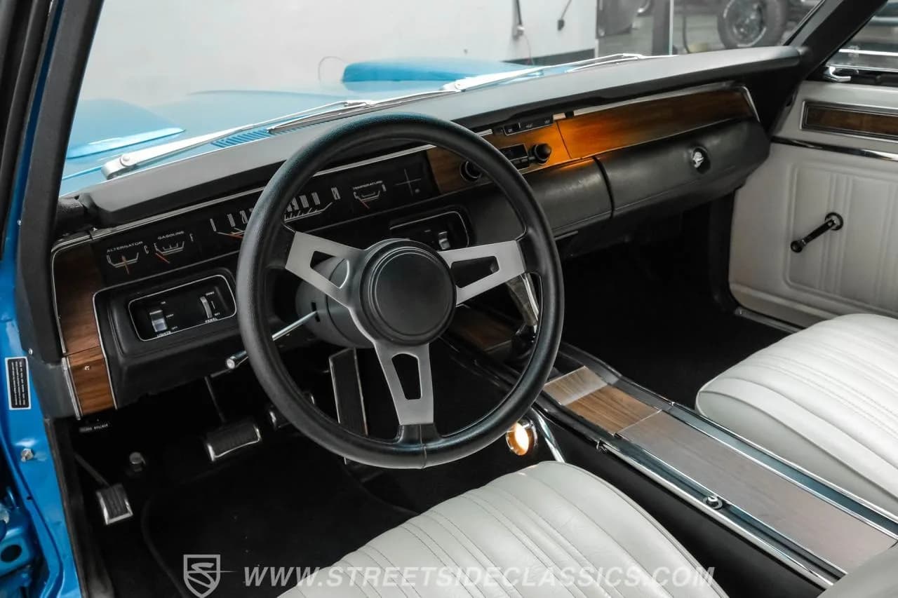 1970 Dodge Coronet Convertible R/T Tribute - Thumbnail 4