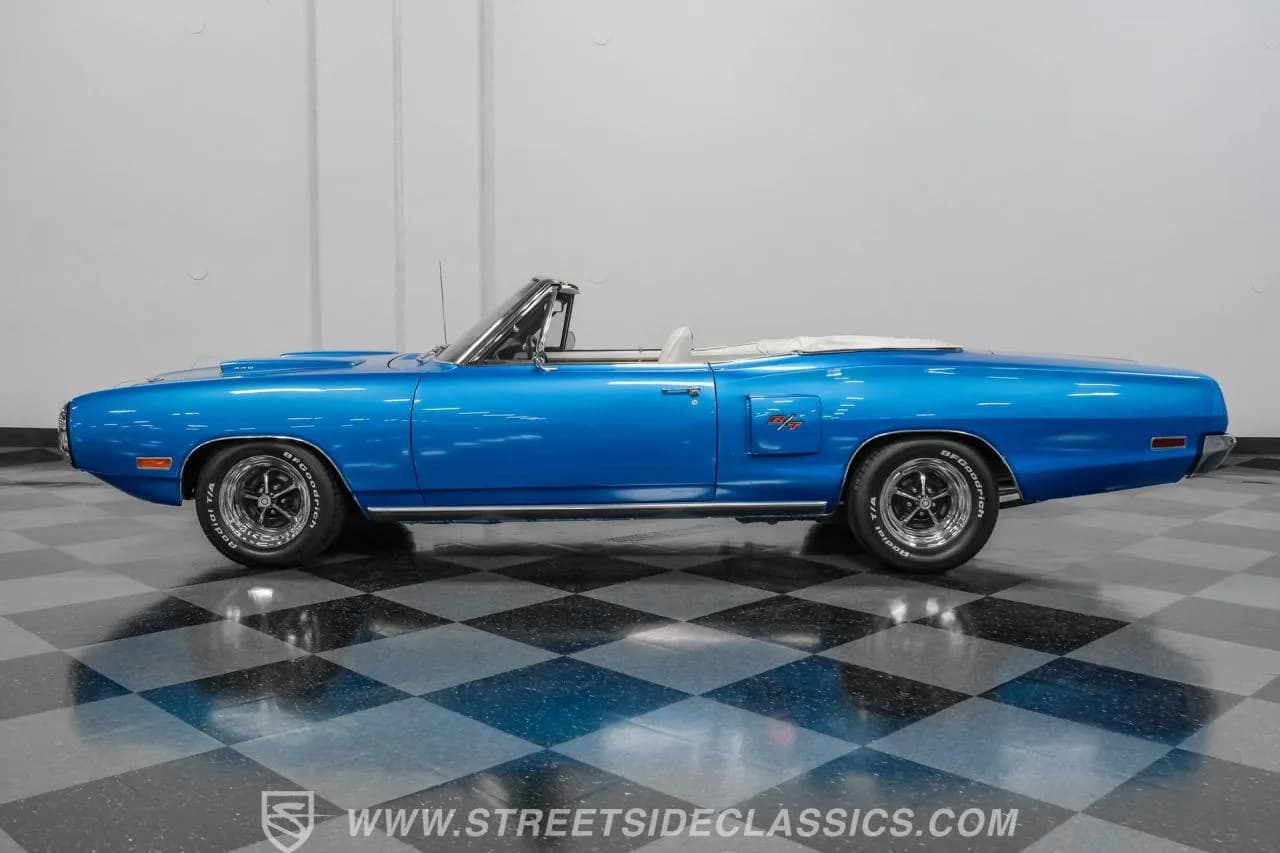 1970 Dodge Coronet Convertible R/T Tribute - Thumbnail 2
