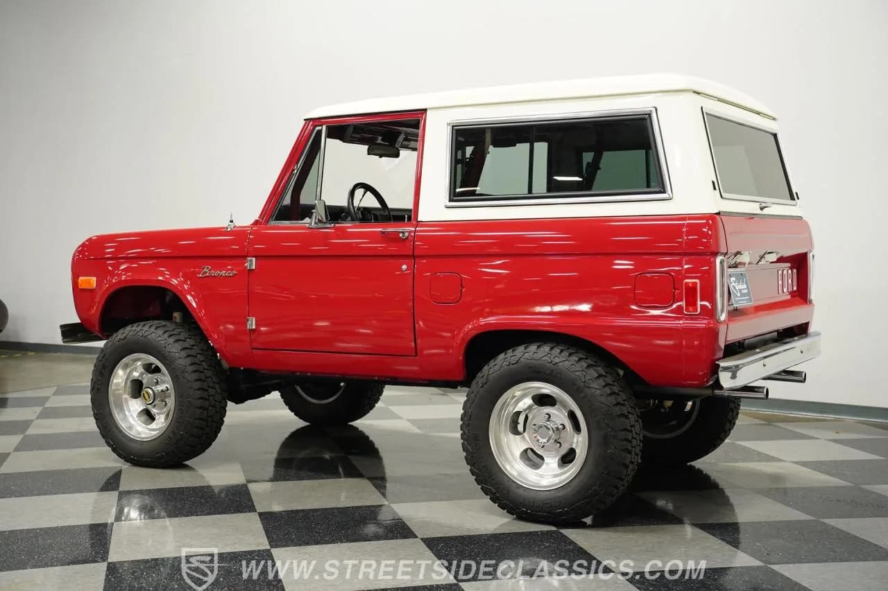 1977 Ford Bronco 4X4 - Thumbnail 8