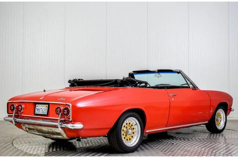 1966 Chevrolet Corvair cabrio - Thumbnail 4
