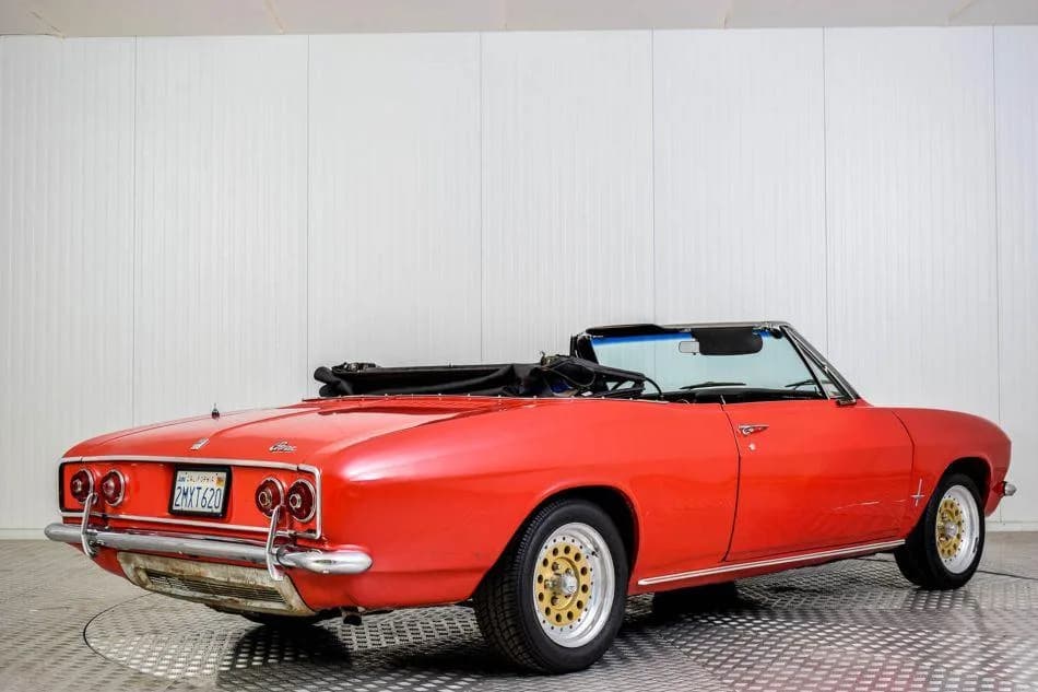 1966 Chevrolet Corvair cabrio - Thumbnail 3
