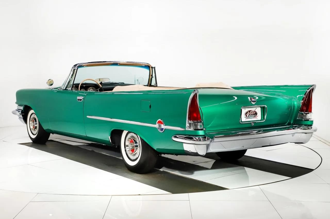 1957 Chrysler 300 C - Thumbnail 5