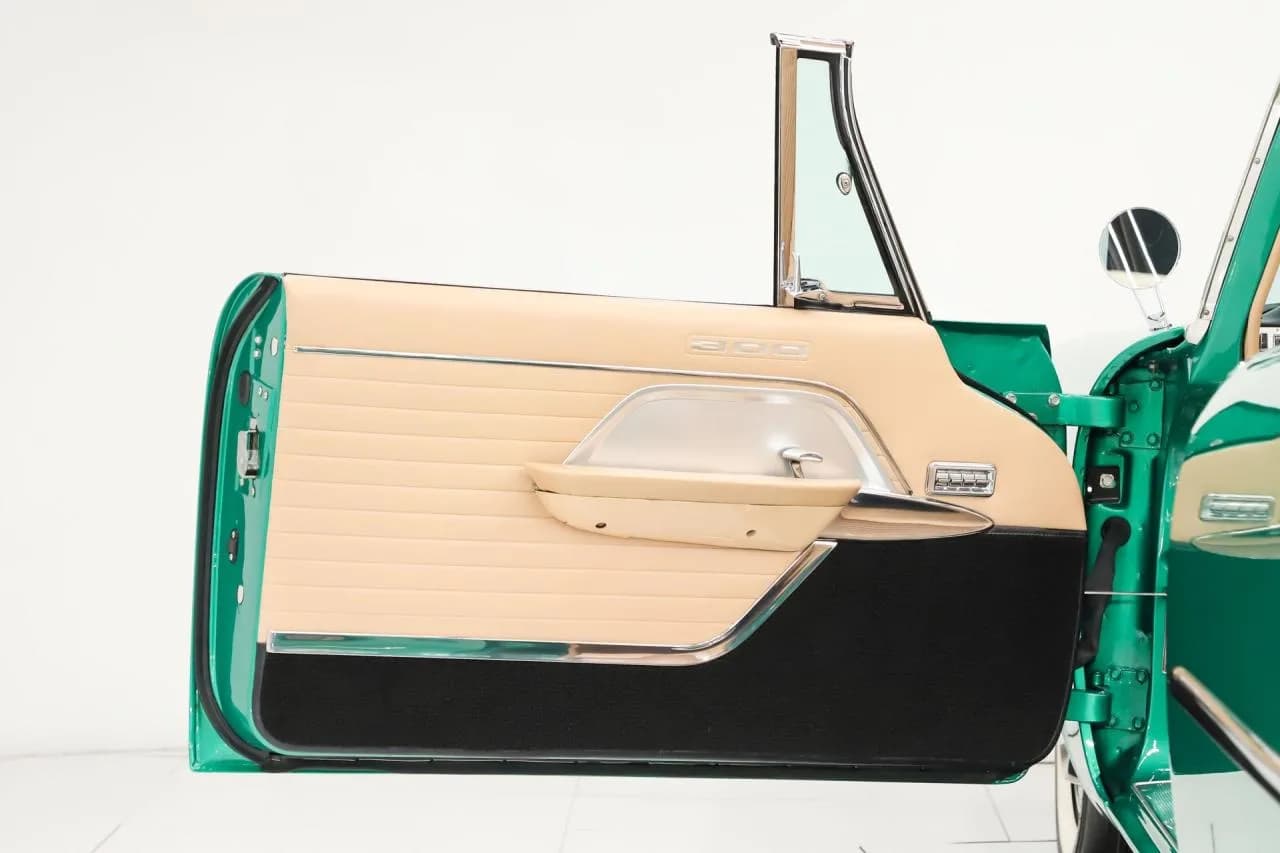 1957 Chrysler 300 C - Thumbnail 6