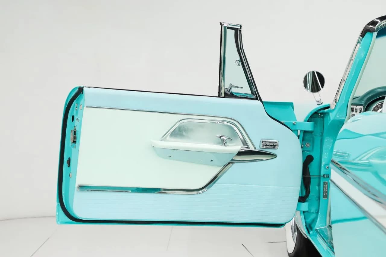 1957 Chrysler New Yorker - Thumbnail 5