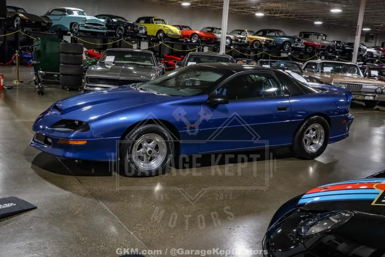 1994 Chevrolet Camaro - Thumbnail 4