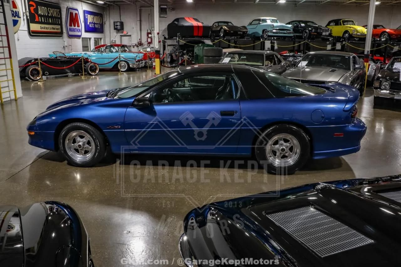 1994 Chevrolet Camaro - Thumbnail 5