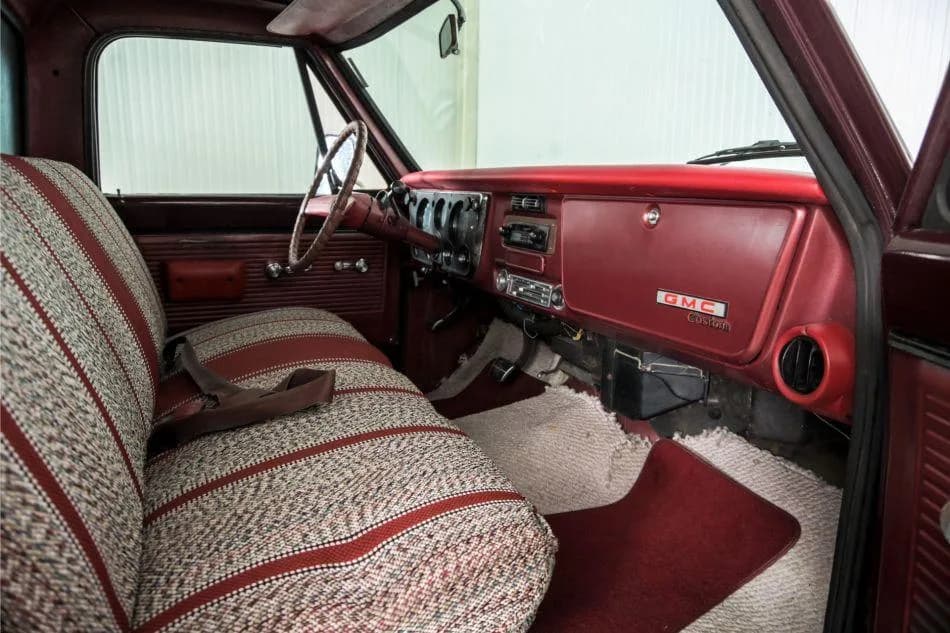 1970 GMC Chevrolet Pickup V8 - Thumbnail 8