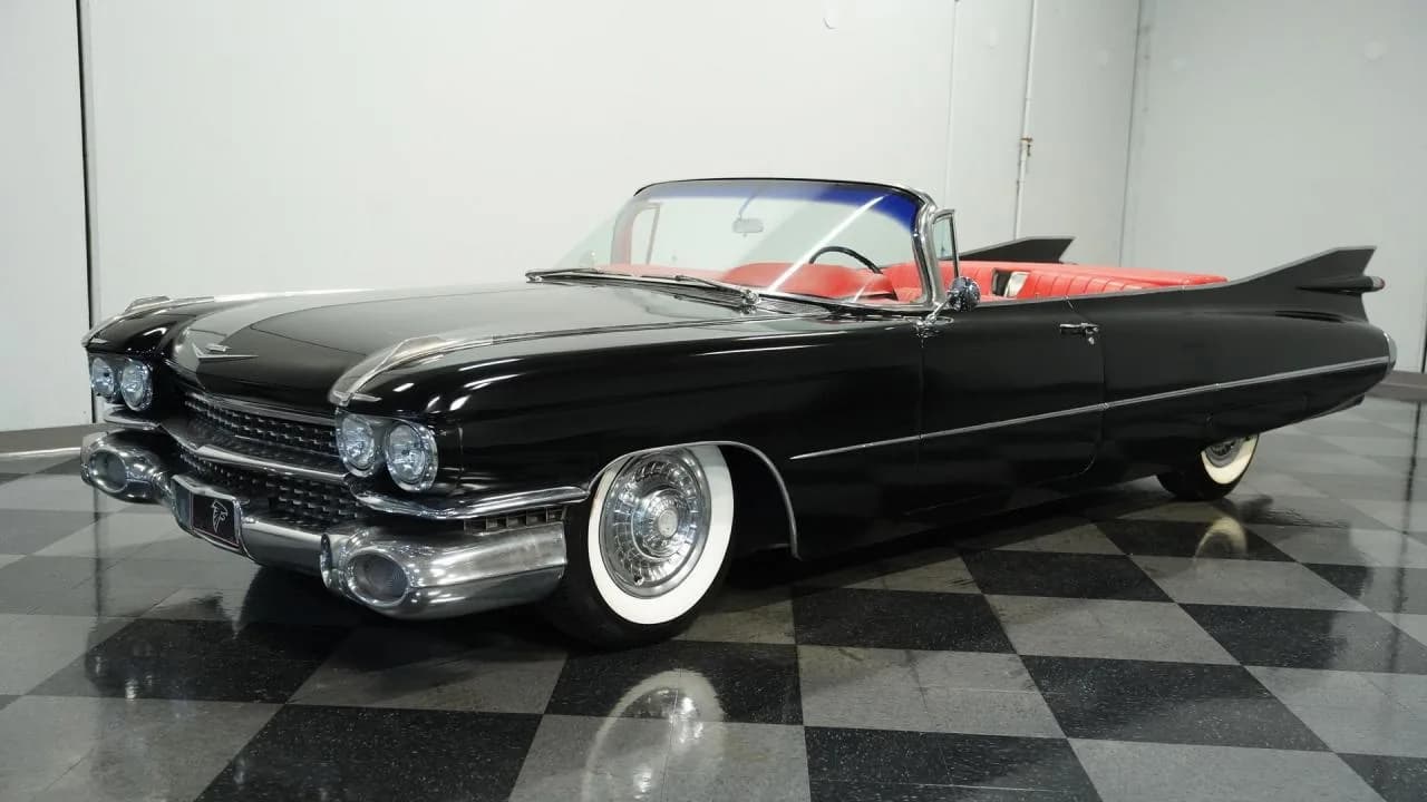 1959 Cadillac Convertible Hard Rock Atlanta - Thumbnail 6