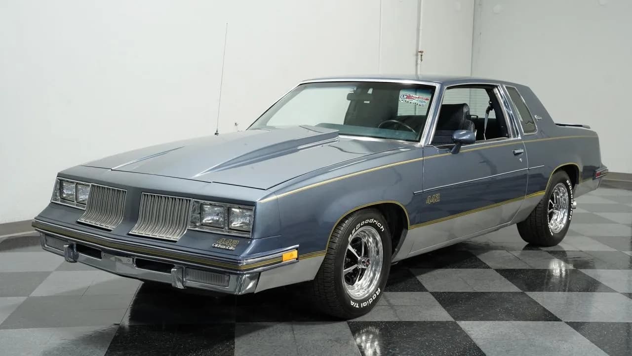 1984 Oldsmobile Cutlass LS3 Restomod - Thumbnail 5