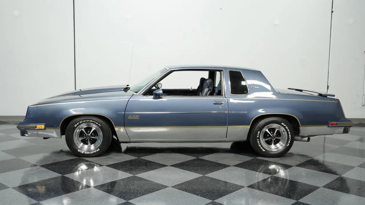 1984 Oldsmobile Cutlass LS3 Restomod - Thumbnail 2