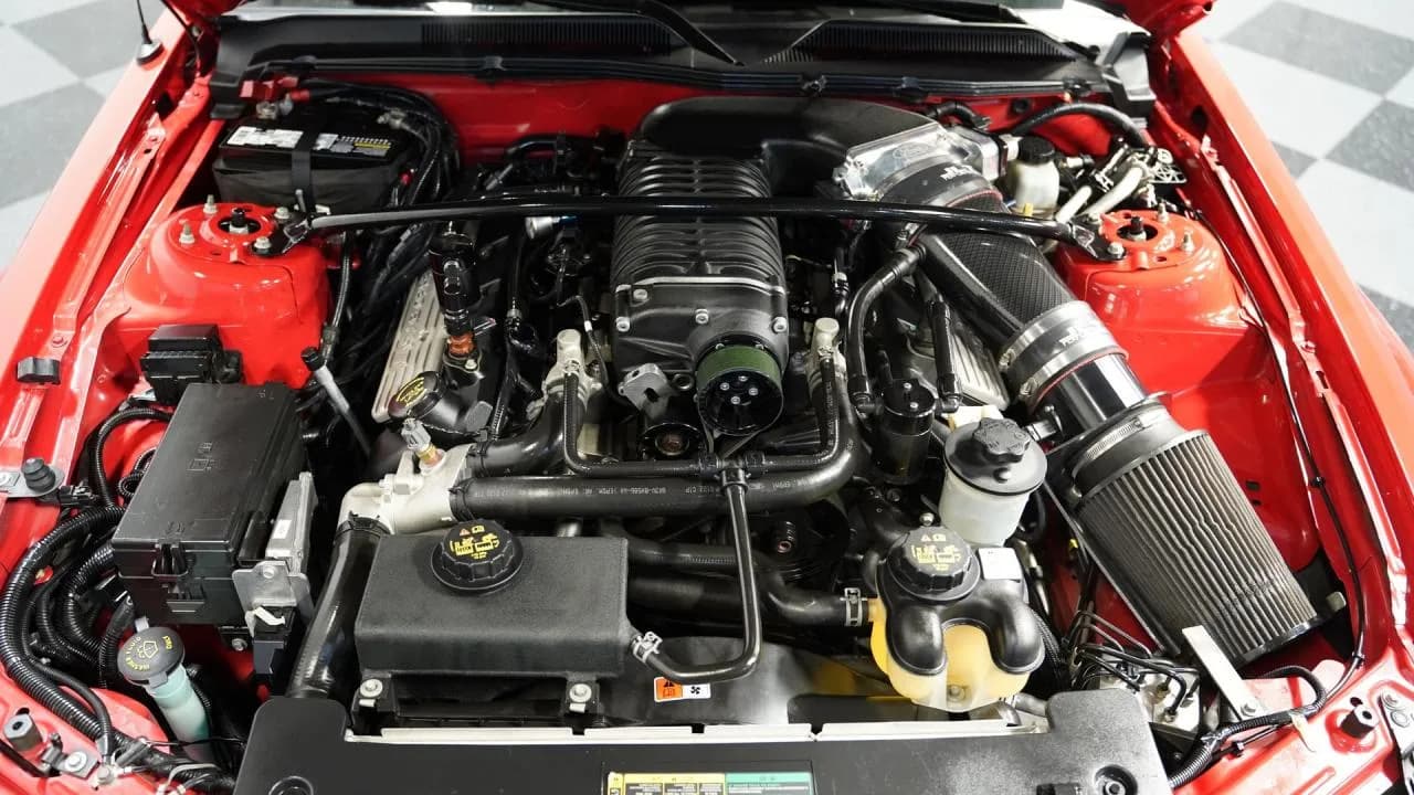 2009 Ford Mustang GT500 - Thumbnail 3