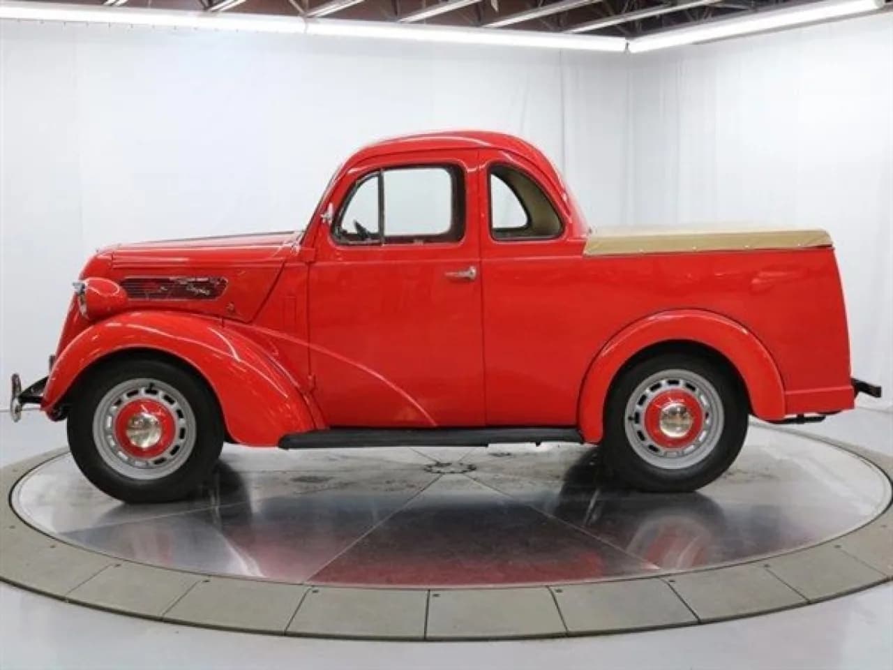 1950 Ford Anglia - Thumbnail 4