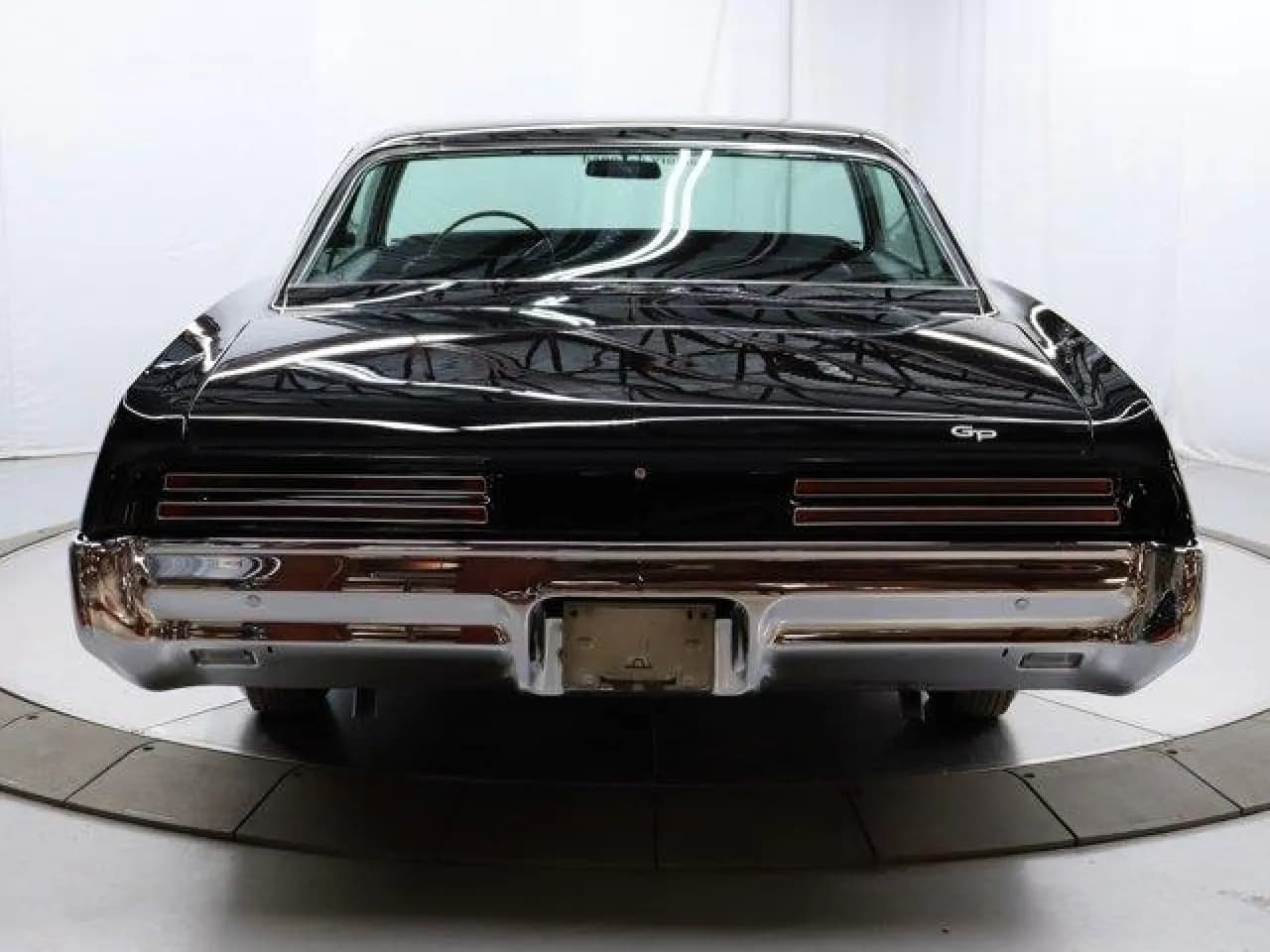 1967 Pontiac Grand Prix - Thumbnail 6