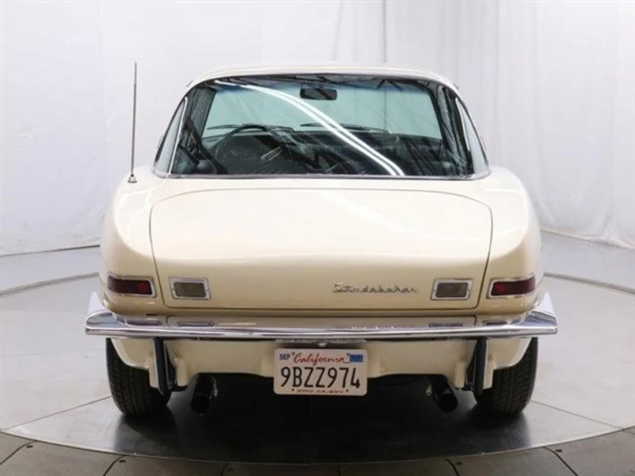 1963 Studebaker Avanti - Thumbnail 6