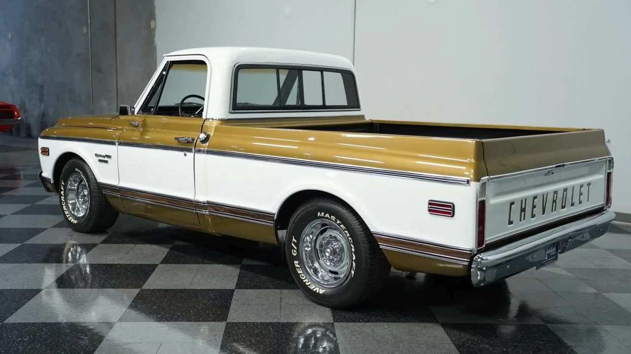 1970 Chevrolet C10 - Thumbnail 7