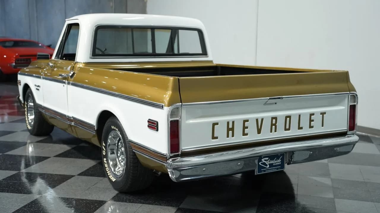1970 Chevrolet C10 - Thumbnail 8