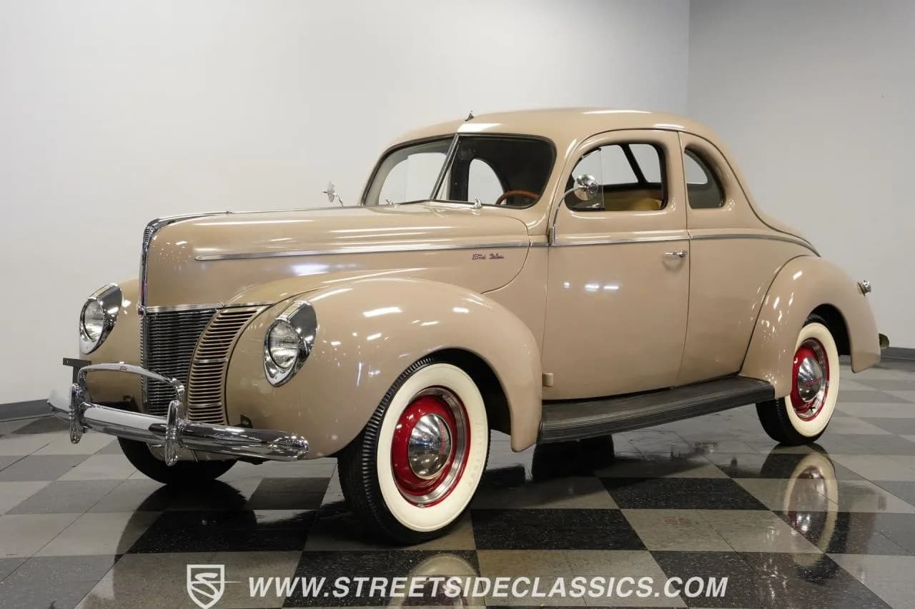 1940 Ford Deluxe Business Coupe - Thumbnail 5