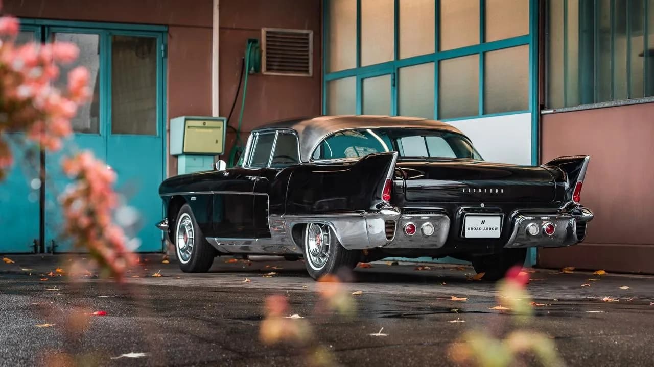 1957 Cadillac Series 70 Eldorado Brougham - Thumbnail 3