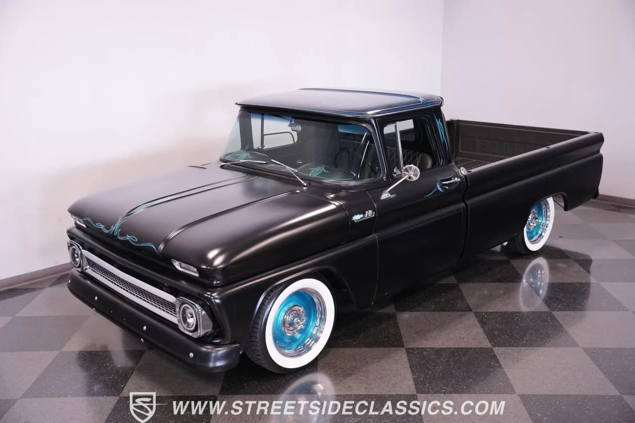 1962 Chevrolet C10 - Thumbnail 7