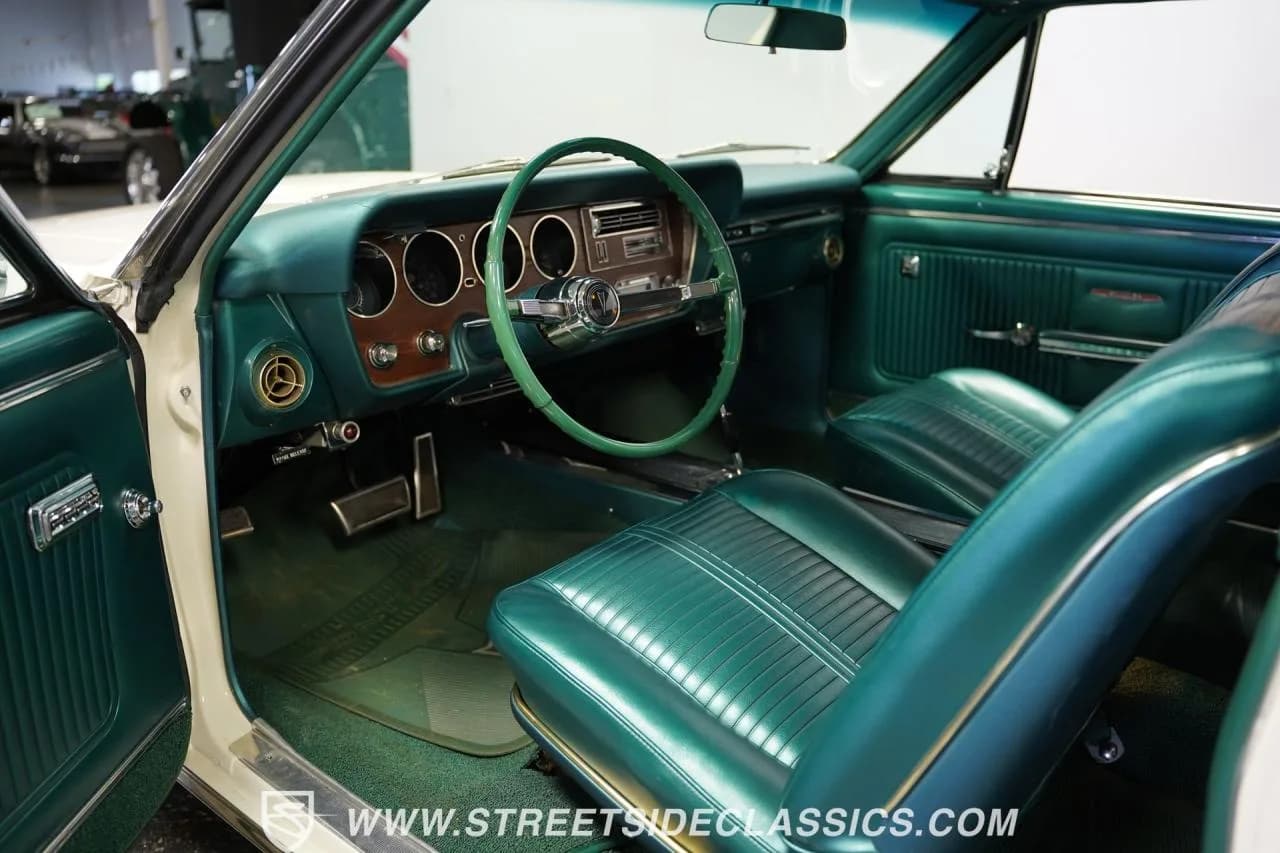 1966 Pontiac GTO Tri Power - Thumbnail 4