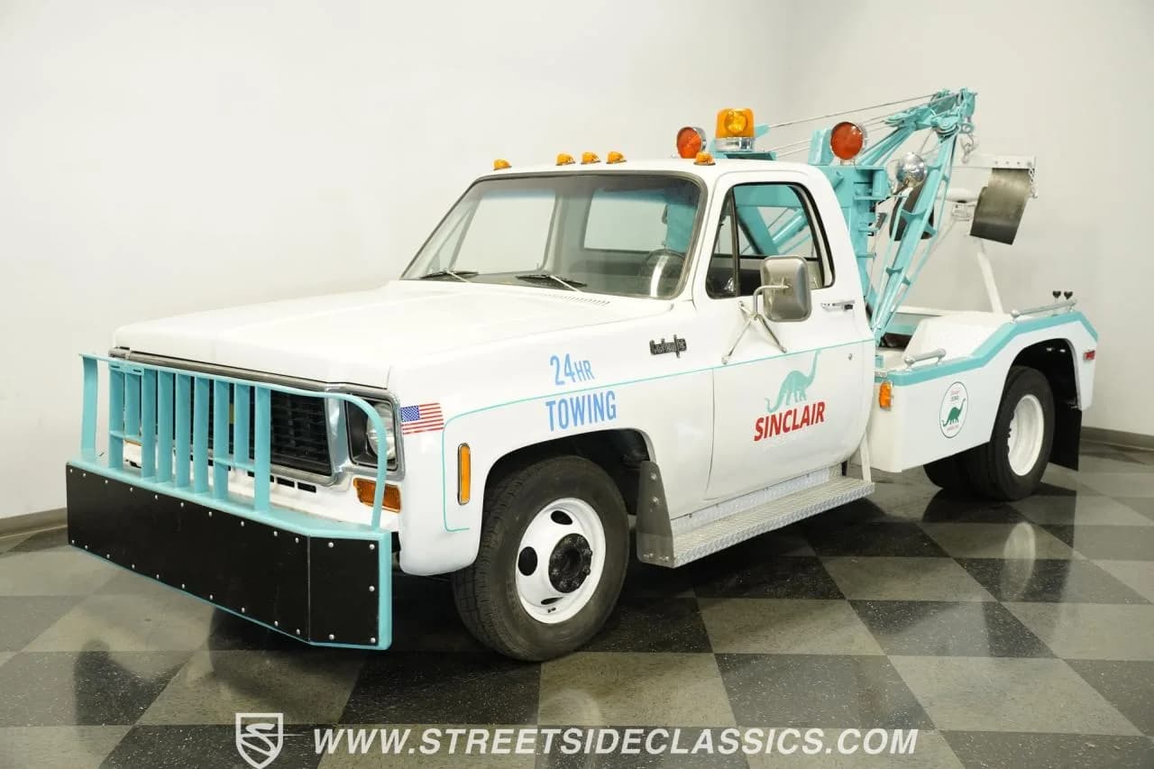 1973 Chevrolet C30 Wrecker - Thumbnail 6