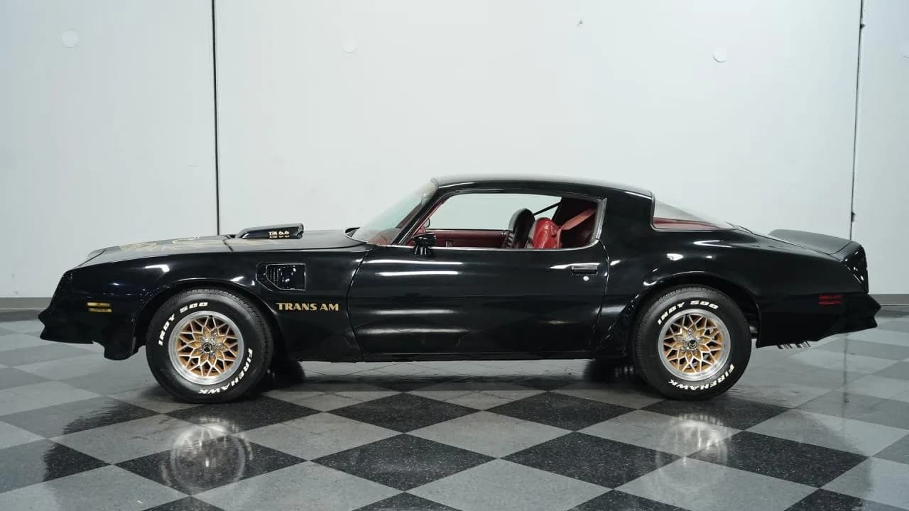 1978 Pontiac Firebird Trans Am - Thumbnail 2
