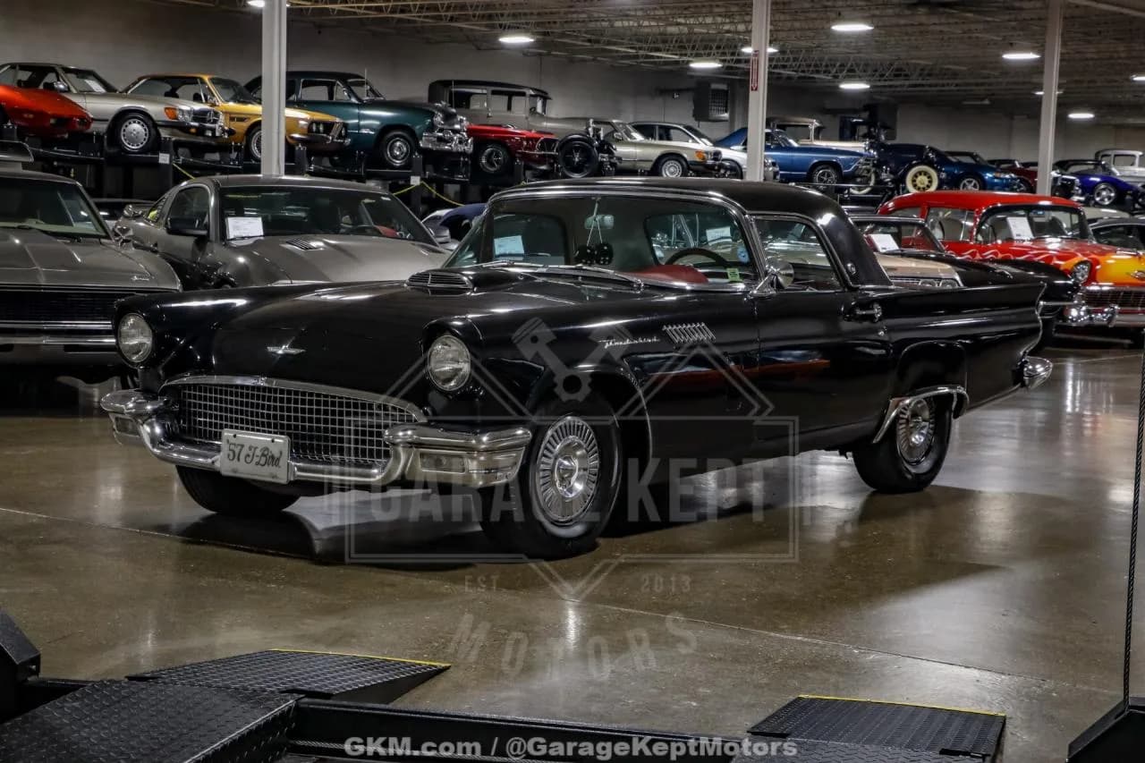 1957 Ford Thunderbird - Thumbnail 4
